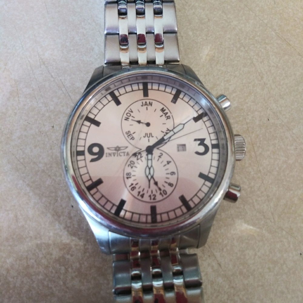 INVICTA MENS WATCH - Picture 2 of 5